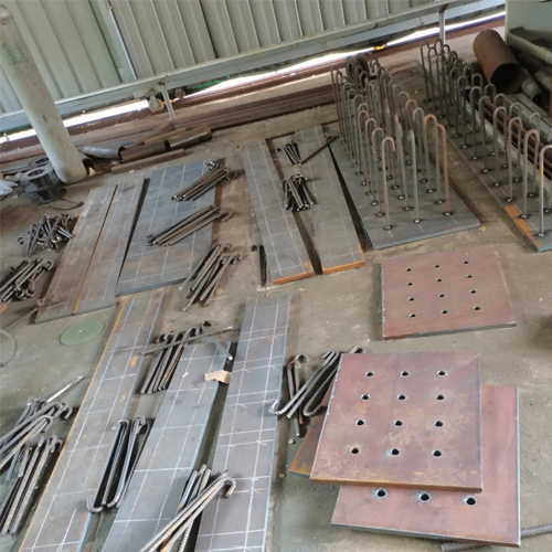 有哪些其他因素会影响张家口预埋件位置的确定？